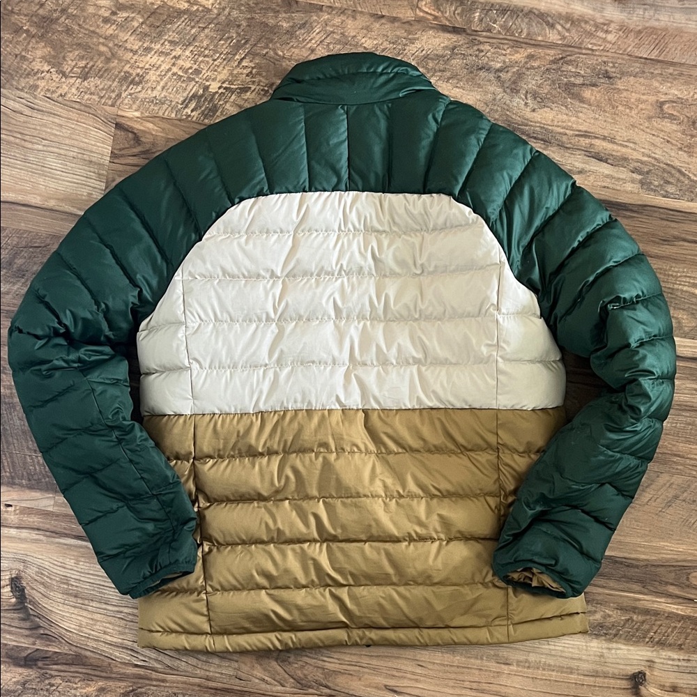 L.L. Bean Men's Tri-Color Puffer Jacket - Picture 3 of 5